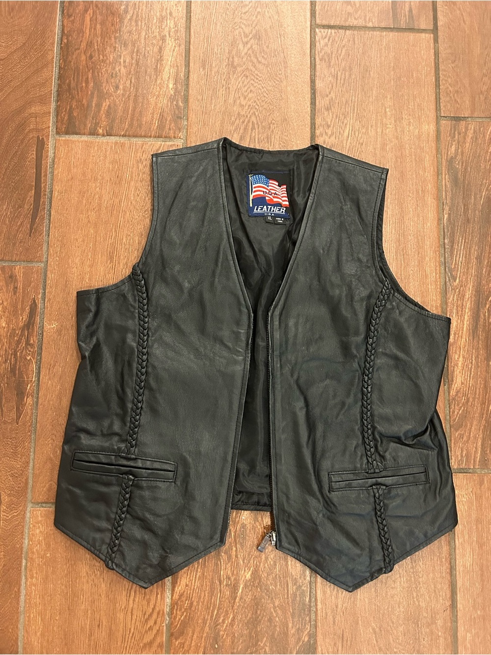 USA Leather size XL women’s vest